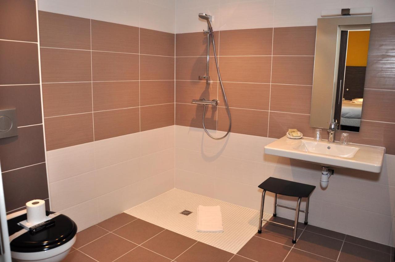 Logis Hotel A La Bonne Auberge Λαβάλ Εξωτερικό φωτογραφία