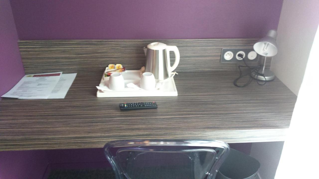 Logis Hotel A La Bonne Auberge Λαβάλ Εξωτερικό φωτογραφία