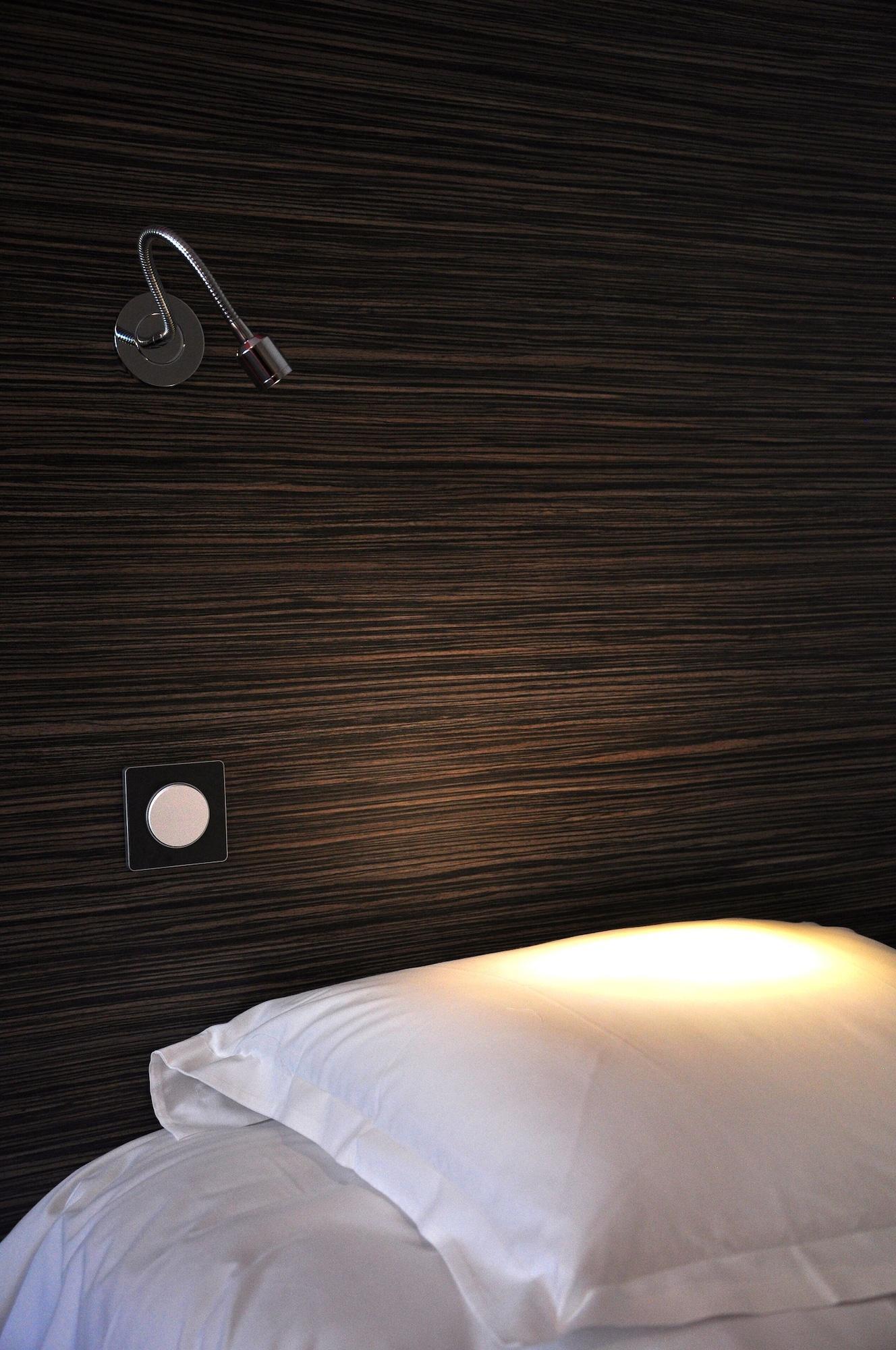 Logis Hotel A La Bonne Auberge Λαβάλ Εξωτερικό φωτογραφία