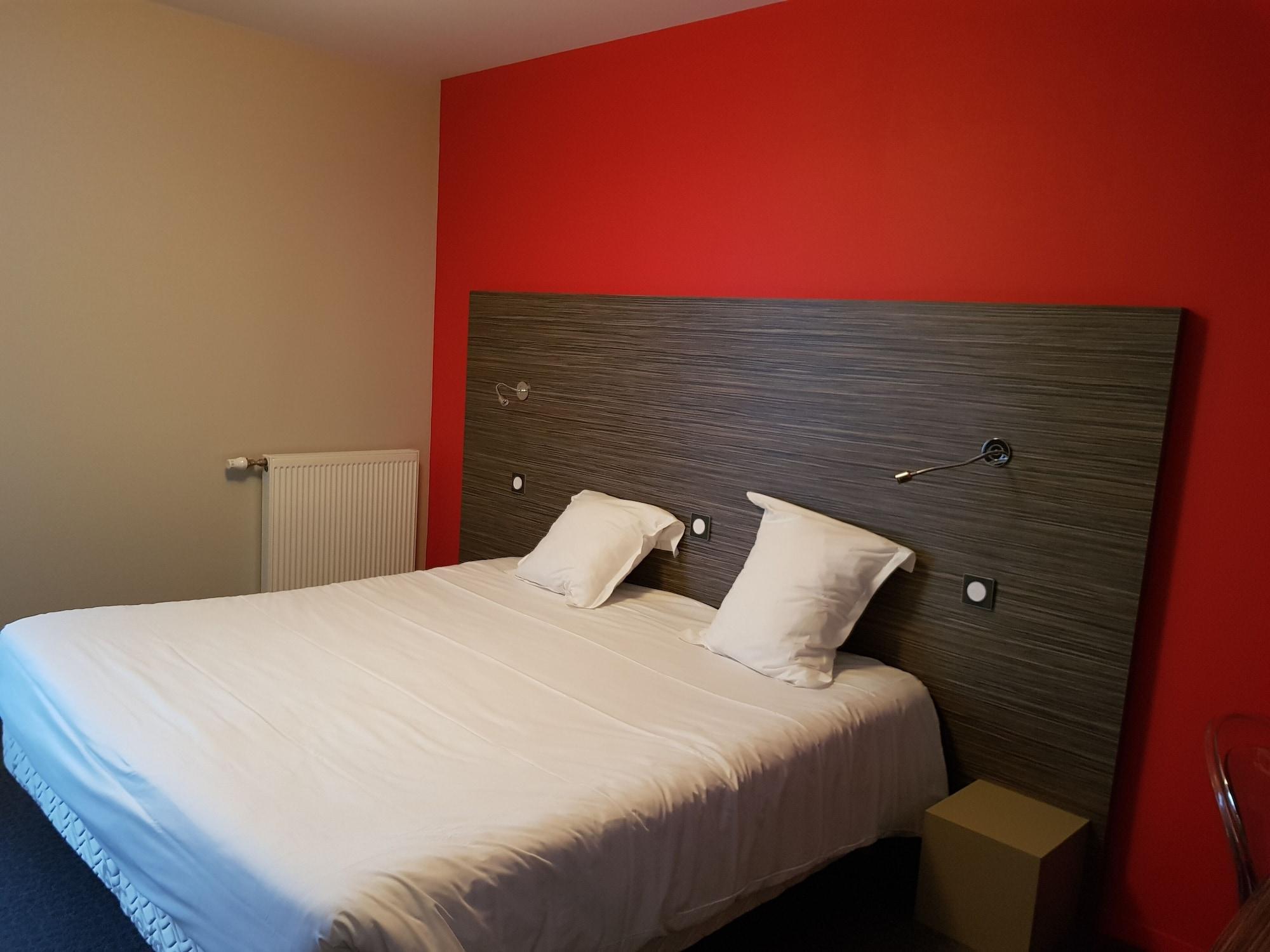 Logis Hotel A La Bonne Auberge Λαβάλ Εξωτερικό φωτογραφία